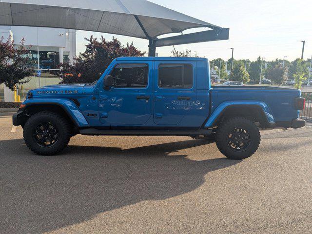 new 2025 Jeep Gladiator car, priced at $44,654