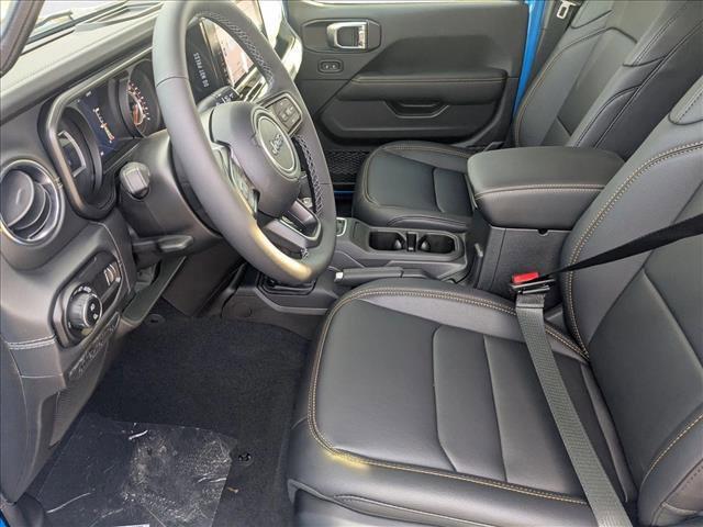 new 2025 Jeep Gladiator car, priced at $41,049