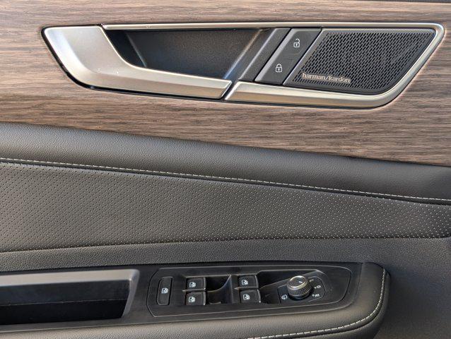 used 2025 Volkswagen Atlas car, priced at $42,994