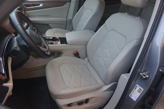 used 2024 Volkswagen Atlas car, priced at $35,994