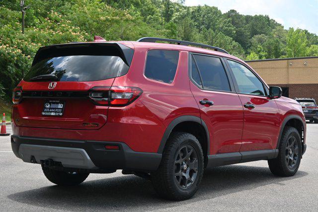 used 2025 Honda Pilot car, priced at $49,994
