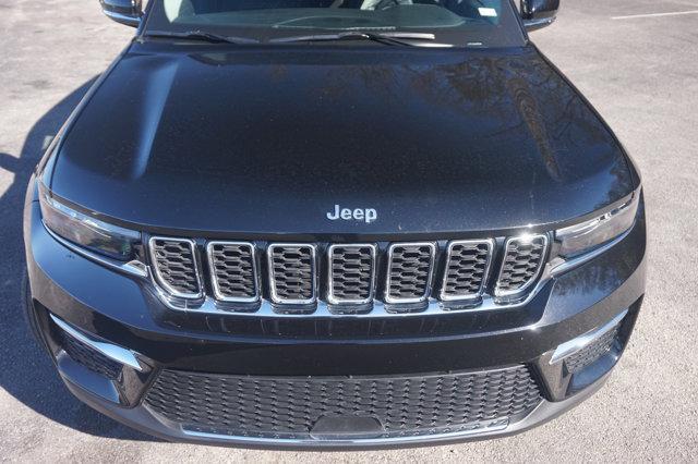 used 2024 Jeep Grand Cherokee car, priced at $35,995