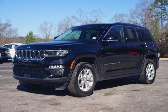 used 2024 Jeep Grand Cherokee car, priced at $35,995