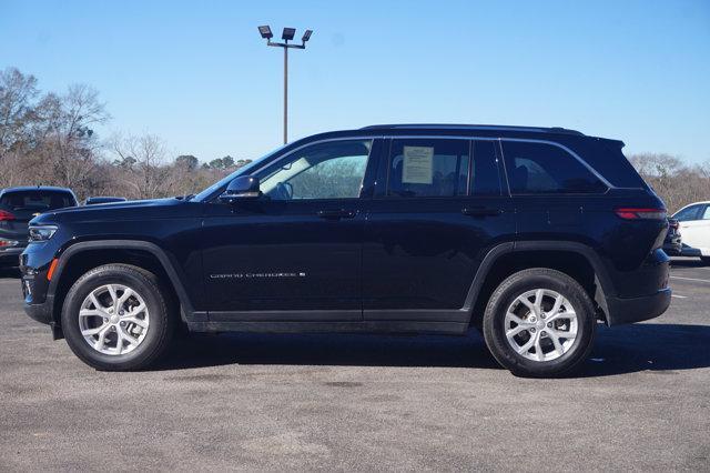 used 2024 Jeep Grand Cherokee car, priced at $35,995