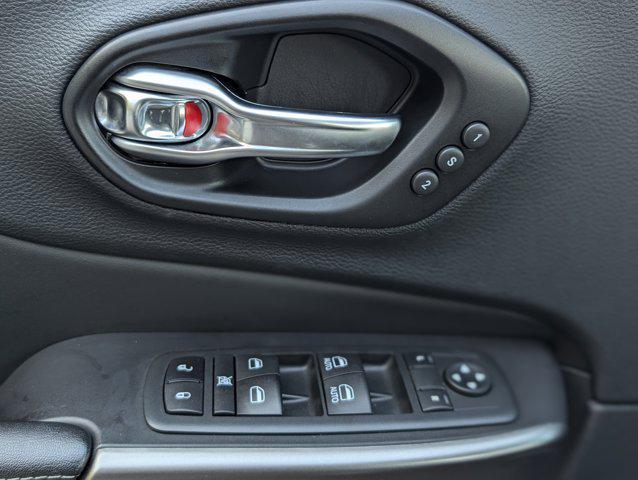 used 2020 Jeep Cherokee car, priced at $19,994