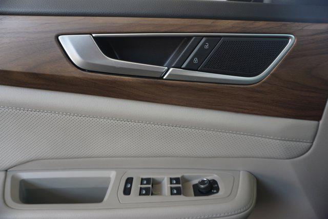 used 2025 Volkswagen Atlas car, priced at $32,995