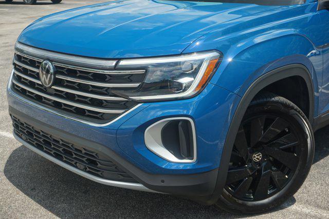 used 2025 Volkswagen Atlas car, priced at $38,995