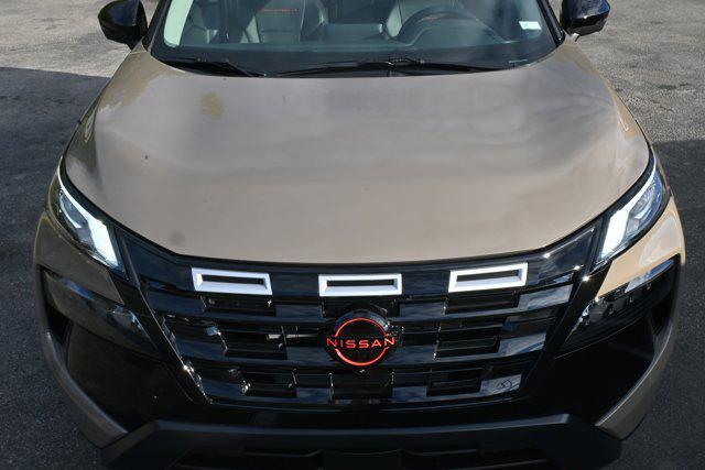 used 2025 Nissan Rogue car, priced at $31,995