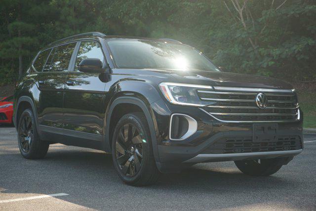 used 2024 Volkswagen Atlas car, priced at $30,998