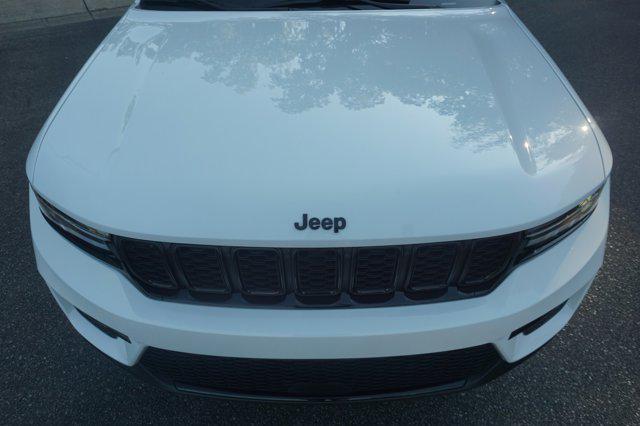 used 2023 Jeep Grand Cherokee car, priced at $35,994