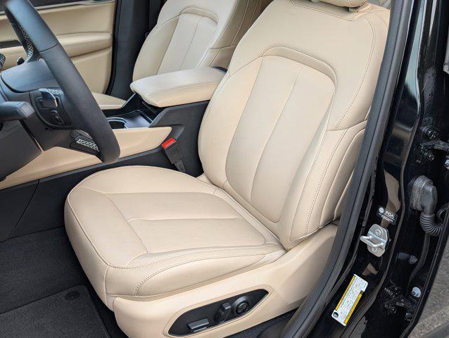 used 2025 Jeep Grand Cherokee car, priced at $39,995