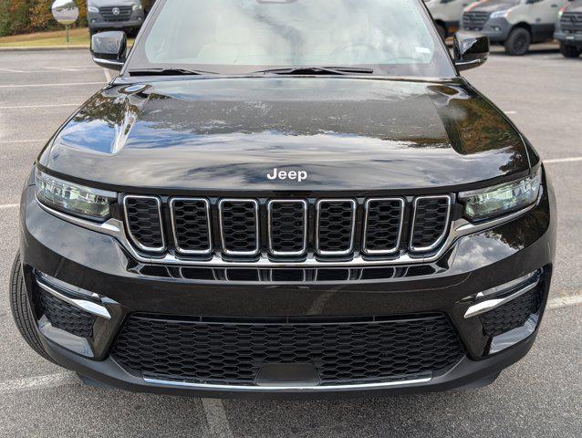 used 2025 Jeep Grand Cherokee car, priced at $39,995