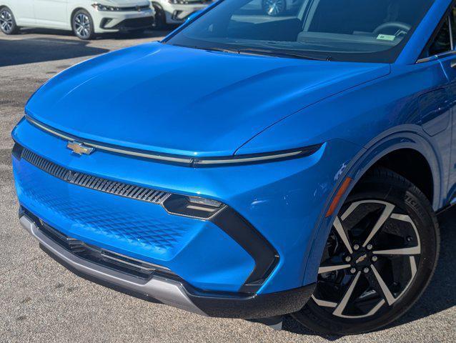 used 2025 Chevrolet Equinox EV car, priced at $26,994