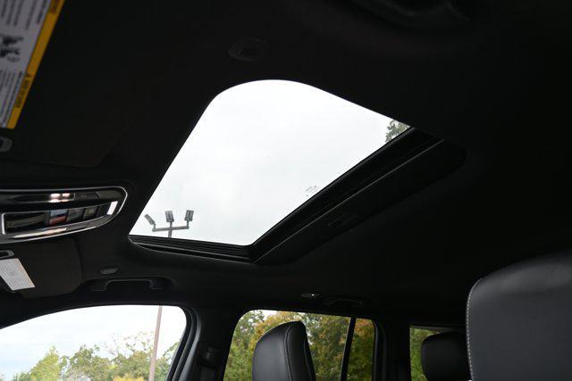 used 2024 Jeep Grand Cherokee car, priced at $31,995