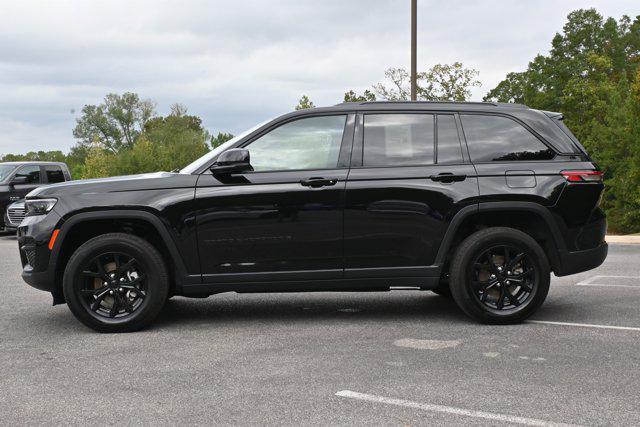 used 2024 Jeep Grand Cherokee car, priced at $31,995