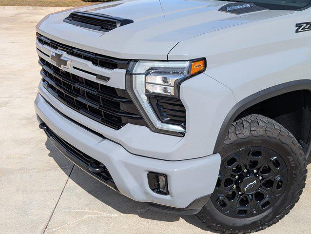 used 2024 Chevrolet Silverado 2500 car, priced at $55,995