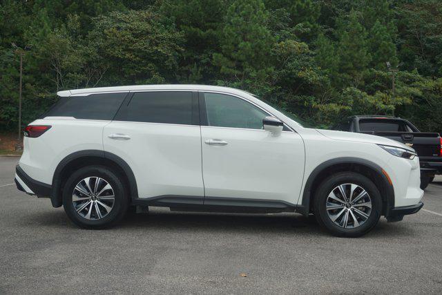 used 2025 INFINITI QX60 car, priced at $39,995