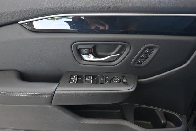 used 2025 Honda Pilot car, priced at $49,994