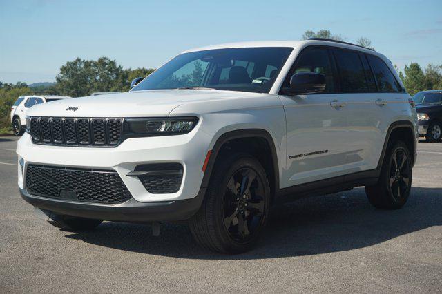 used 2023 Jeep Grand Cherokee car, priced at $31,995