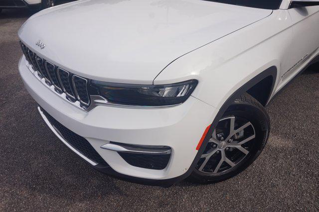 used 2024 Jeep Grand Cherokee car, priced at $36,995