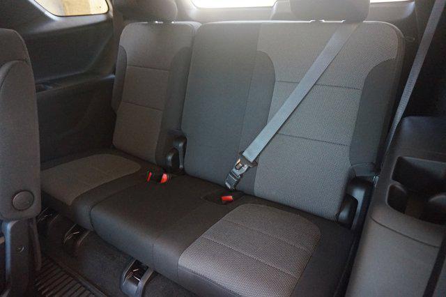 used 2023 Chevrolet Traverse car, priced at $29,995