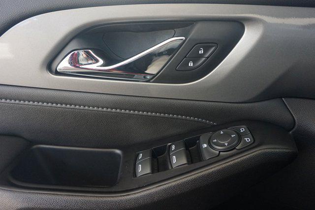 used 2023 Chevrolet Traverse car, priced at $29,995