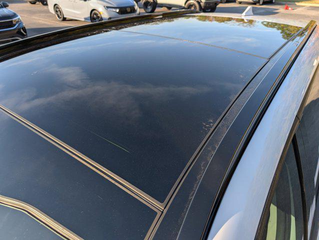 used 2022 Kia Sorento car, priced at $27,994