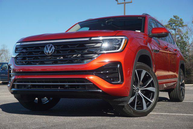 used 2024 Volkswagen Atlas car, priced at $42,995