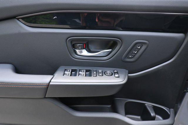 used 2025 Honda Pilot car, priced at $49,994