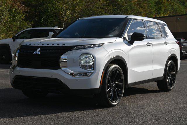 used 2023 Mitsubishi Outlander car, priced at $25,494