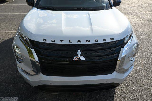 used 2023 Mitsubishi Outlander car, priced at $25,494
