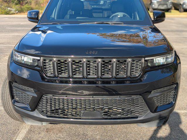 used 2024 Jeep Grand Cherokee car, priced at $33,994