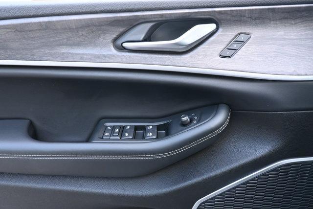 used 2023 Jeep Grand Cherokee 4xe car, priced at $31,594