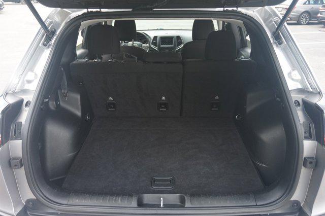 used 2019 Jeep Cherokee car, priced at $15,990