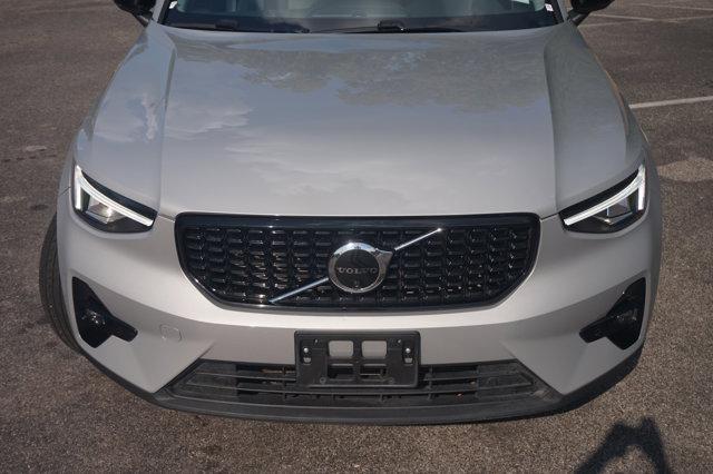 used 2025 Volvo XC40 car, priced at $31,994