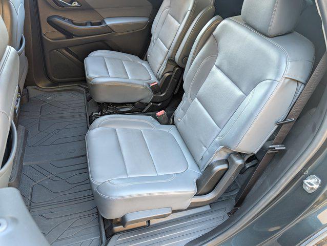 used 2021 Chevrolet Traverse car, priced at $17,990