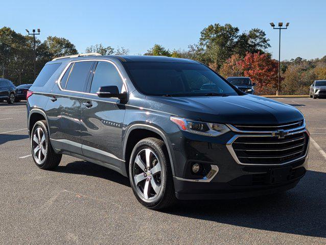 used 2021 Chevrolet Traverse car, priced at $17,990