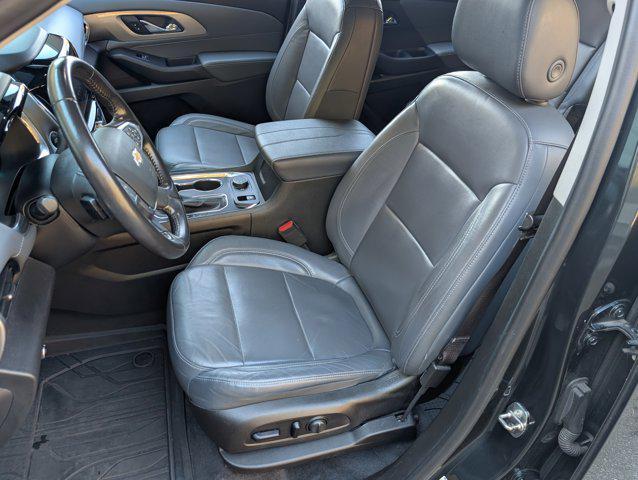 used 2021 Chevrolet Traverse car, priced at $17,990