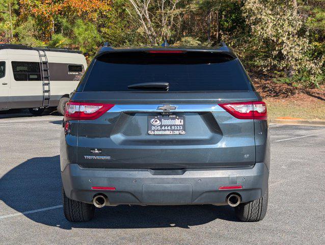 used 2021 Chevrolet Traverse car, priced at $17,990