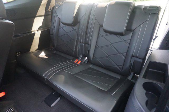 used 2024 Volkswagen Atlas car, priced at $30,998