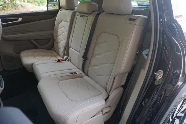 used 2024 Volkswagen Atlas car, priced at $32,998