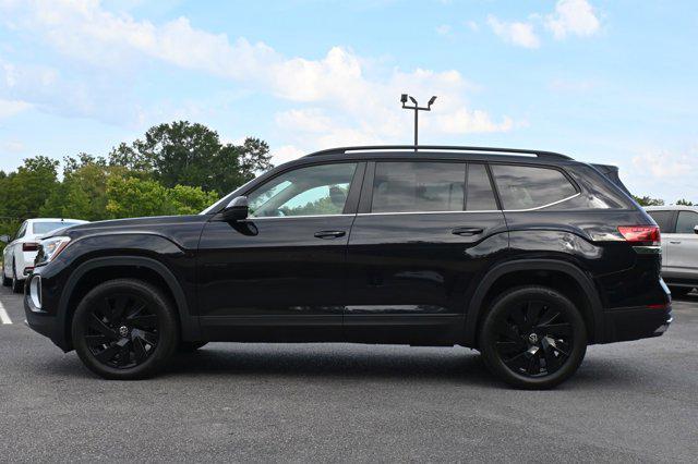 used 2024 Volkswagen Atlas car, priced at $34,995