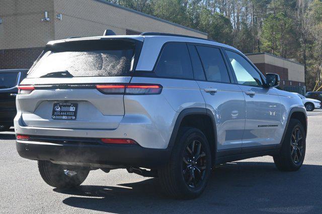 used 2024 Jeep Grand Cherokee car, priced at $32,994