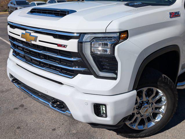 used 2025 Chevrolet Silverado 2500 car, priced at $69,995