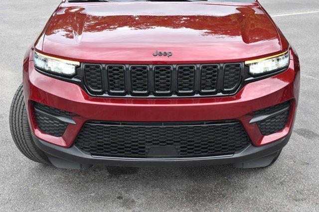 used 2023 Jeep Grand Cherokee car, priced at $34,994