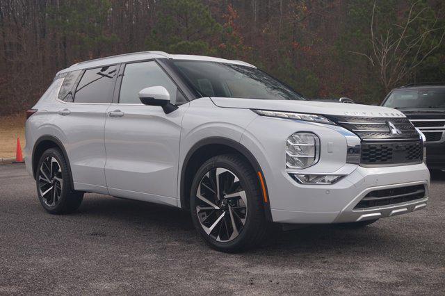 used 2022 Mitsubishi Outlander car, priced at $27,995