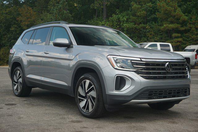used 2024 Volkswagen Atlas car, priced at $34,995