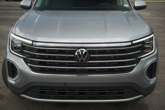 used 2024 Volkswagen Atlas car, priced at $34,995