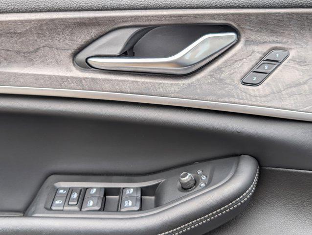 used 2024 Jeep Grand Cherokee L car, priced at $35,994