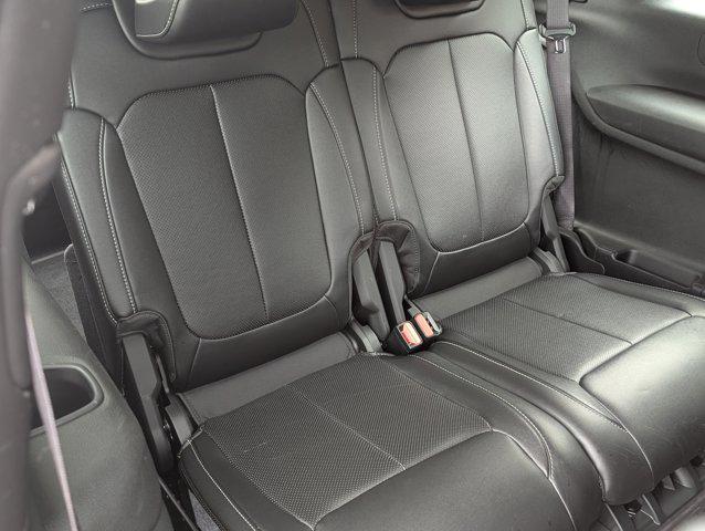 used 2024 Jeep Grand Cherokee L car, priced at $35,994